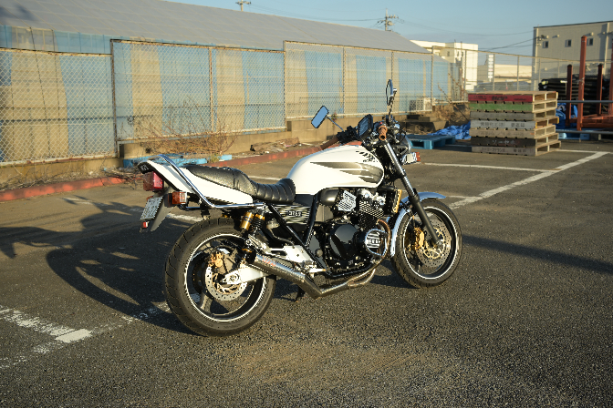これはCB400SFのNC31でしょうか。タンクが違うような気がします
