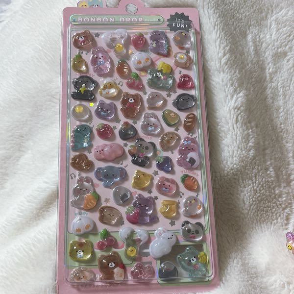 ボンボンドロップシールについて。だいぶ前に買ったものなのですが、名