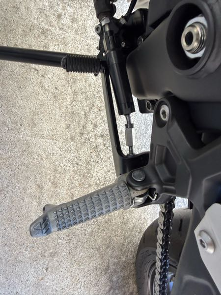 大至急いまさっきバイクで立ちゴケをしてしまい1速とNに入らなくなっ