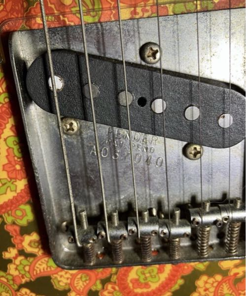 エレキギターに詳しい方教えて下さい。 - 先程ヤフオクでギターを入札