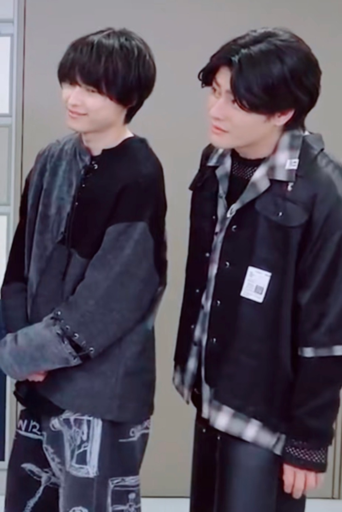 う*み様 WAKE UP THE FOOL ぬいぐるみストラップ くっつきてれつ KEYTOLITの前ツアーWAKEUPTHEFOOLのグッズ「くっつき - Yahoo!知恵袋