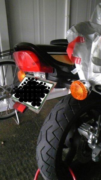 z400gpに乗っています、ノーマルフェンダーからフェンダーレスキットに