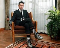 イチロー選手のこの写真のファッションの解説をお願いします どのへんが素敵なん Yahoo 知恵袋