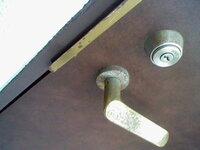 マンションに住んでいます いつも上の階でうるさい音がするため見に行ったとこ Yahoo 知恵袋