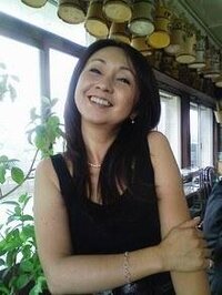 そういえば 安達祐美のお母さんのヌード写真集って売ってるんですか 売 Yahoo 知恵袋