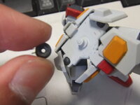 ガンプラ腰パーツ破損 Hgoガンダムの腰パーツが見事にポッキリ行きました Yahoo 知恵袋