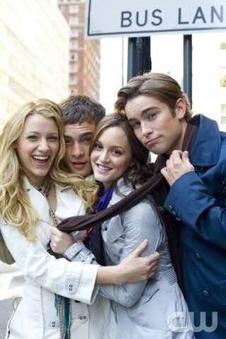 Gossipgirl ゴシップガールのシーズン4の詳しい内容をしってる人 ダ Yahoo 知恵袋