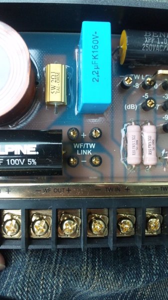 カーオーディオについて。アルパインのパッシブネットワークのDLX