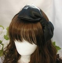 リボンカチューシャがほしいのですが 色で悩んでいます私は黒髪なので Yahoo 知恵袋