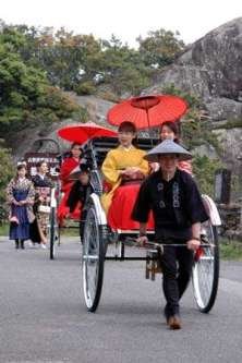 自動車(2輪車)に関係する質問です。)人力車はリヤカーの仲間に入るか 