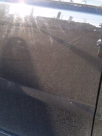 コンパウンドで付いた白い曇りについて 私の乗っている車は黒です サイ Yahoo 知恵袋