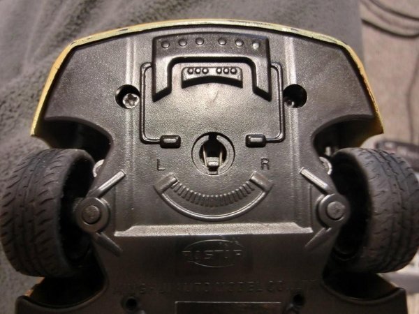 RASTAR製ラジコンハンドルトリムが外れて失ってしまった