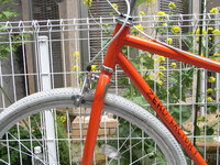 フロントフォークが曲がるとどのような症状が出ますか 先日 飛び出 Yahoo 知恵袋