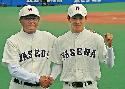 早稲田実野球ユニフォーム 早稲田実の左肩の「B」は何の意味？ センバツ出場校の