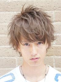 ツーブロックの質問をしたものです ツーブロックをしてこの髪型と言ったんですよ Yahoo 知恵袋