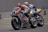 往年の名ライダー ケビン シュワンツて速いけど転倒も多いライダー Yahoo 知恵袋