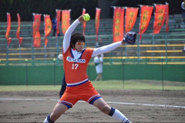 ソフトボール部でピッチャーしてるんですけど写真 上野投手 みたいに Yahoo 知恵袋