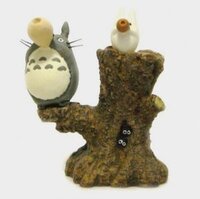 どんぐりでトトロを作りました 仕上げに折り紙で耳と葉っぱの傘を作ろうと思う Yahoo 知恵袋