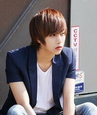 最近 こういった重めのヘアスタイルが流行ってるんですか 1960年代前半 Yahoo 知恵袋