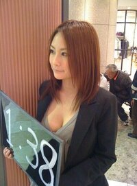 この女性は誰でしょう 福岡 美人時計 に登場する女性 おそらく一般人 Yahoo 知恵袋