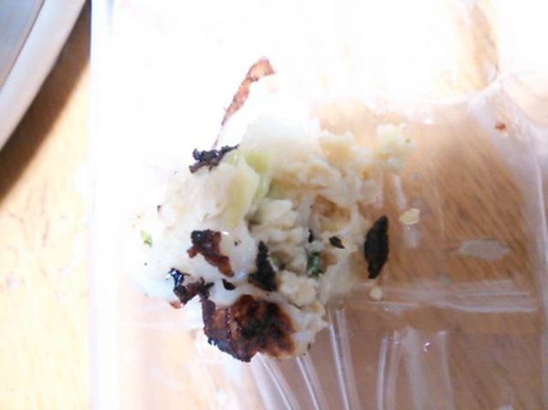 これは生焼けではないですよね？チルドの餃子を焼いたのですが
