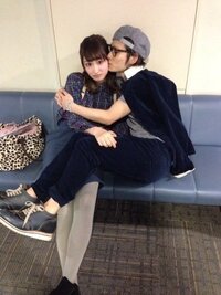 下の写真を見てどう思いますか 右の人は Uverworldのt Yahoo 知恵袋