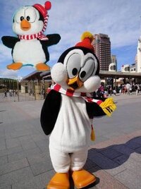 最近ｕｓｊに行った方チリーウィリー ペンギンの着ぐるみ を見かけまし Yahoo 知恵袋