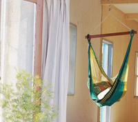 ハンモックチェアーの吊るし方で 天井からの吊り具を探しています 教えて 住まいの先生 Yahoo 不動産