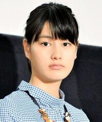 橋本愛の輪郭って何型ですか 卵型 彼女のように顎がしっかりした顔形は卵型 Yahoo 知恵袋