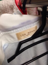 ワイシャツのさを洗濯すると襟が紫色になります 最近 ワイシャツを洗濯 Yahoo 知恵袋