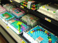 アメリカにお住まいの方 どうしてアメリカのスーパー辺りで売っているケーキやドリ Yahoo 知恵袋