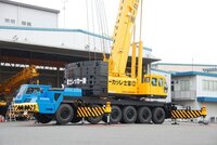 クレーン車のアウトリガー なぜ H形とx形があるのですか 同じ価格でも Yahoo 知恵袋