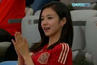 この人誰ですか 韓国の女子アナらしいんですが ワールドカップの美女サポータ Yahoo 知恵袋