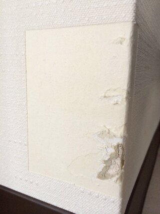 賃貸マンションの梁の角部分に引越し傷を付けてしまいました 写真の様な Yahoo 知恵袋