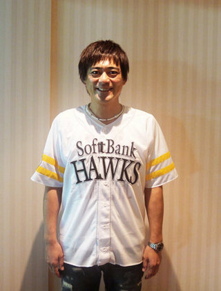 博多華丸大吉さんはソフトバンクファンで川平さんの真似をされていますが サ Yahoo 知恵袋