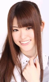 乃木坂46の松村沙友理ちゃん の触角 後れ毛 が多すぎて気持ち悪いんですが も Yahoo 知恵袋