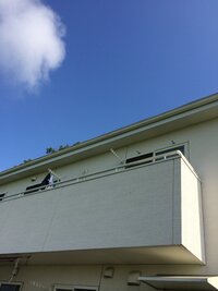 ベランダ下にテラス屋根をかけたいのですが 換気口が数か所あり壁に直付け出来ません 教えて 住まいの先生 Yahoo 不動産