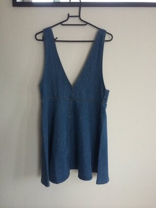 このワンピースの名前 というか種類 を教えてください お願いします Yahoo 知恵袋