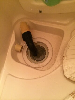 3点ユニットバスの排水溝掃除について 最近ワンルームの3点ユニットバ Yahoo 知恵袋
