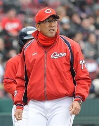 広島ファンに質問です 広島カープ野村謙二郎監督が辞任を表明 後任監督は誰がいい Yahoo 知恵袋