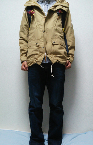 メンズマウンテンパーカーコーディネート 男子高校生です マウンテ Yahoo 知恵袋