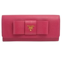 何のお財布を買おうか悩んでいます 候補はmiumiu クロエ プラダ フェラガ Yahoo 知恵袋