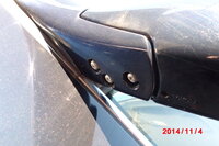 昨日車を壁にぶつけてしまってサイドミラーのミラーの部分が取れてしまったのですが Yahoo 知恵袋