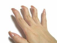 マムシ指について マムシ指とは親指が広い人なんですか それとも画像のようなもの Yahoo 知恵袋