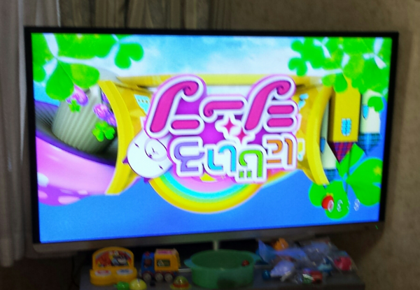 質問本文朝、テレビをつけたら画面が上下反転していました…これ、故障 