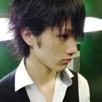 ニコニコ動画の歌い手さんについて画像検索をしていたらこの方がヒットし Yahoo 知恵袋