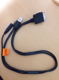 Auxってどこに売ってますか この前電気屋に行っても見当たらな Yahoo 知恵袋
