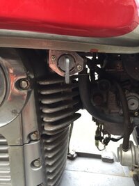 カワサキのエストレヤのフューエルコックについて