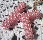 ビーズでアルファベットを作りたいのですが 画像みたいな感じ 作り方が Yahoo 知恵袋