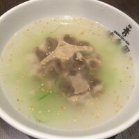 テールスープは美容にいいと言われていますが牛肉に栄養があるだけであってスープだ Yahoo 知恵袋